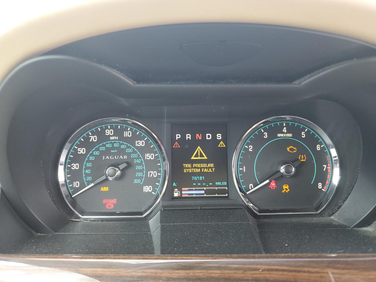 SAJWA4GB6CLB46111 2012 Jaguar Xk