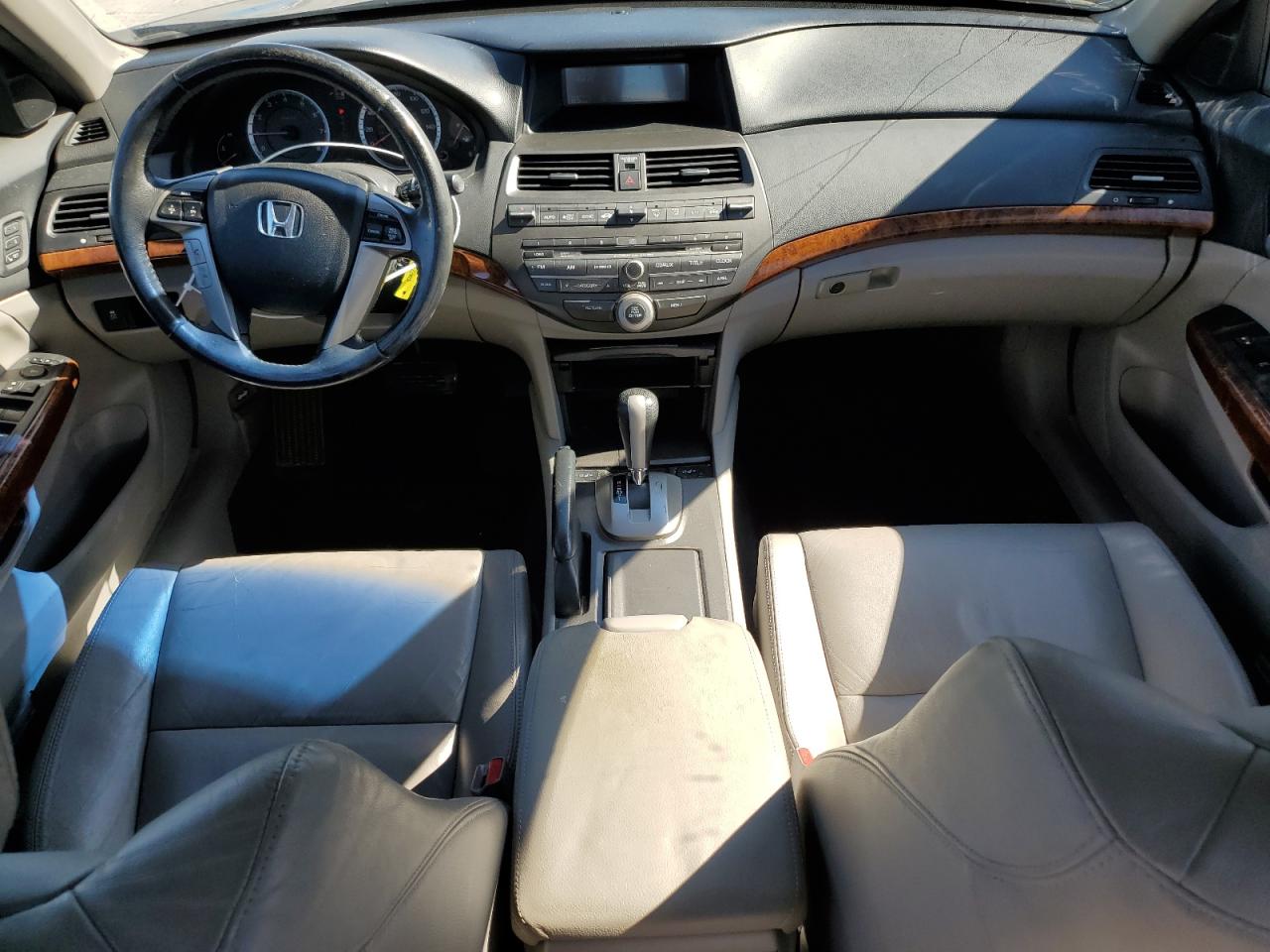 1HGCP3F80BA018777 2011 Honda Accord Exl