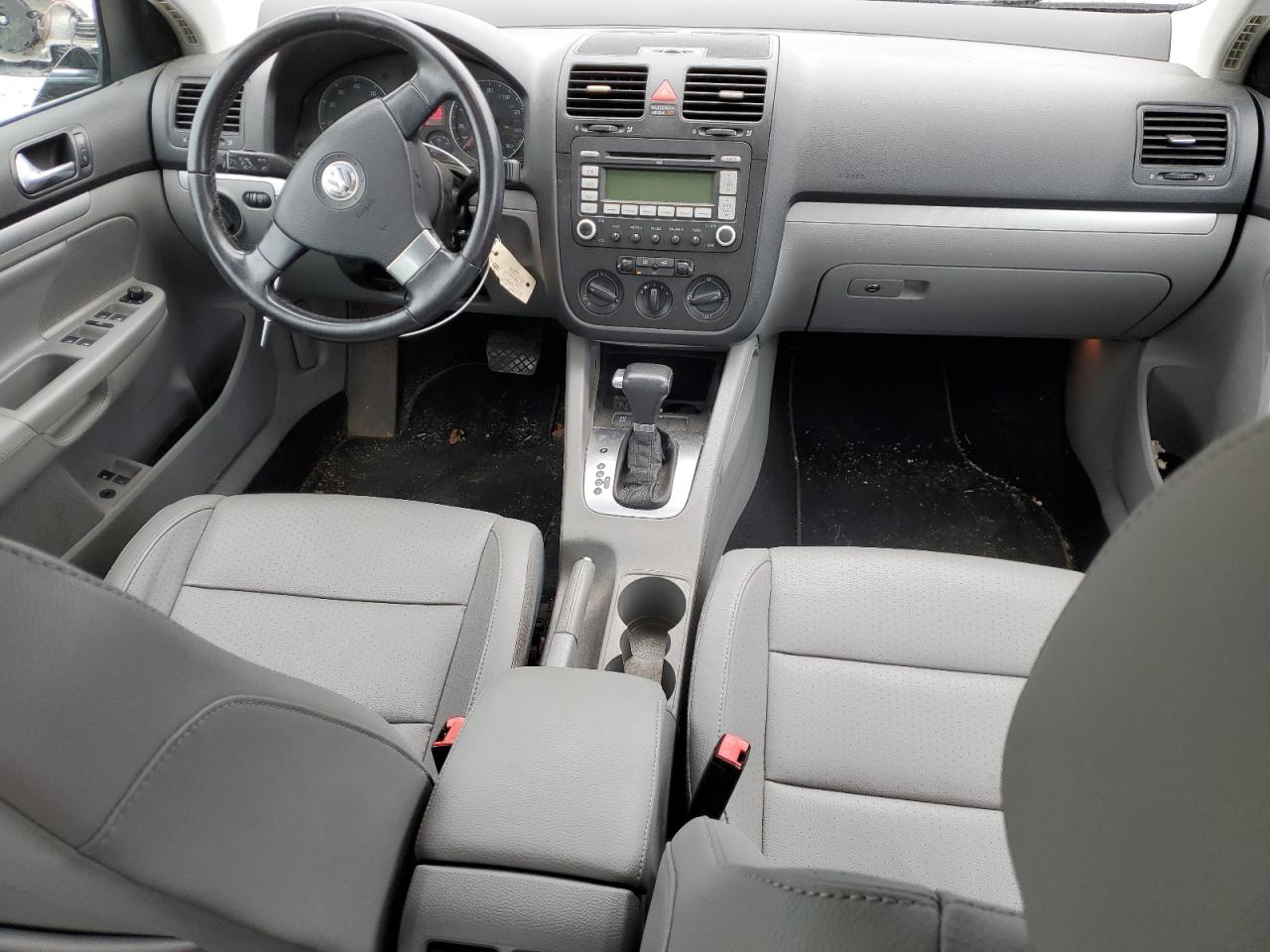 3VWRM71K38M151988 2008 Volkswagen Jetta Se