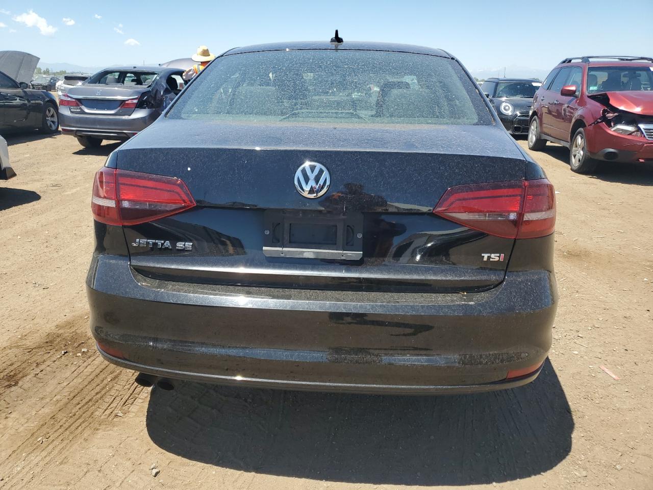 3VWDB7AJ5HM416014 2017 Volkswagen Jetta Se