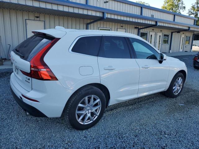 VIN YV4102RKXM1793809 2021 Volvo XC60, T5 Momentum no.3