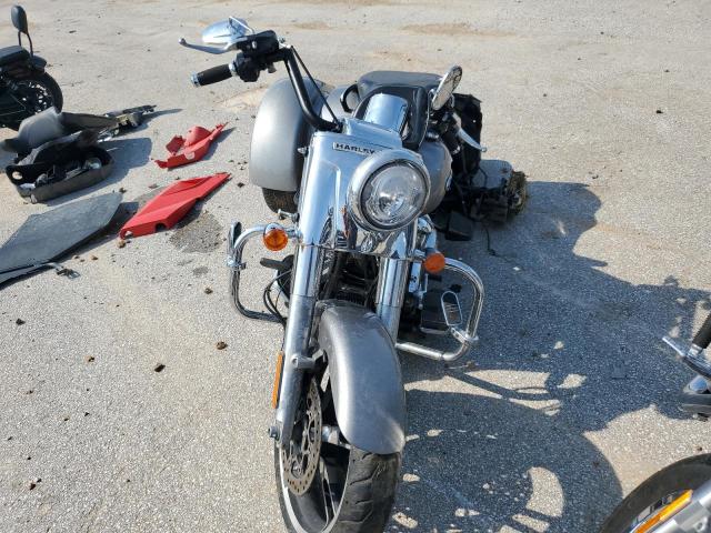 2017 HARLEY-DAVIDSON FLRT FREE 1HD1MCC1XHB851395