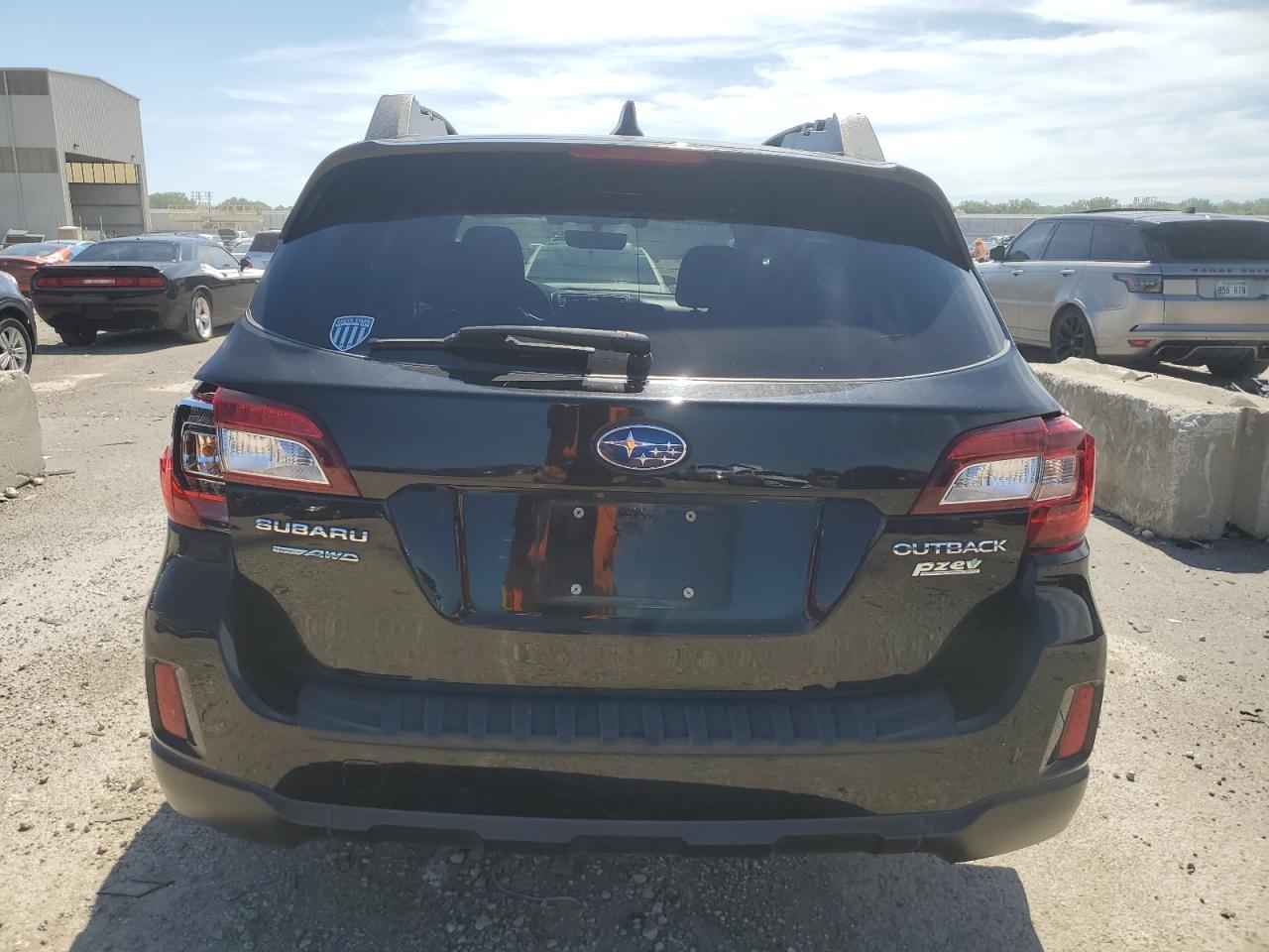 4S4BSAFC0H3368291 2017 Subaru Outback 2.5I Premium