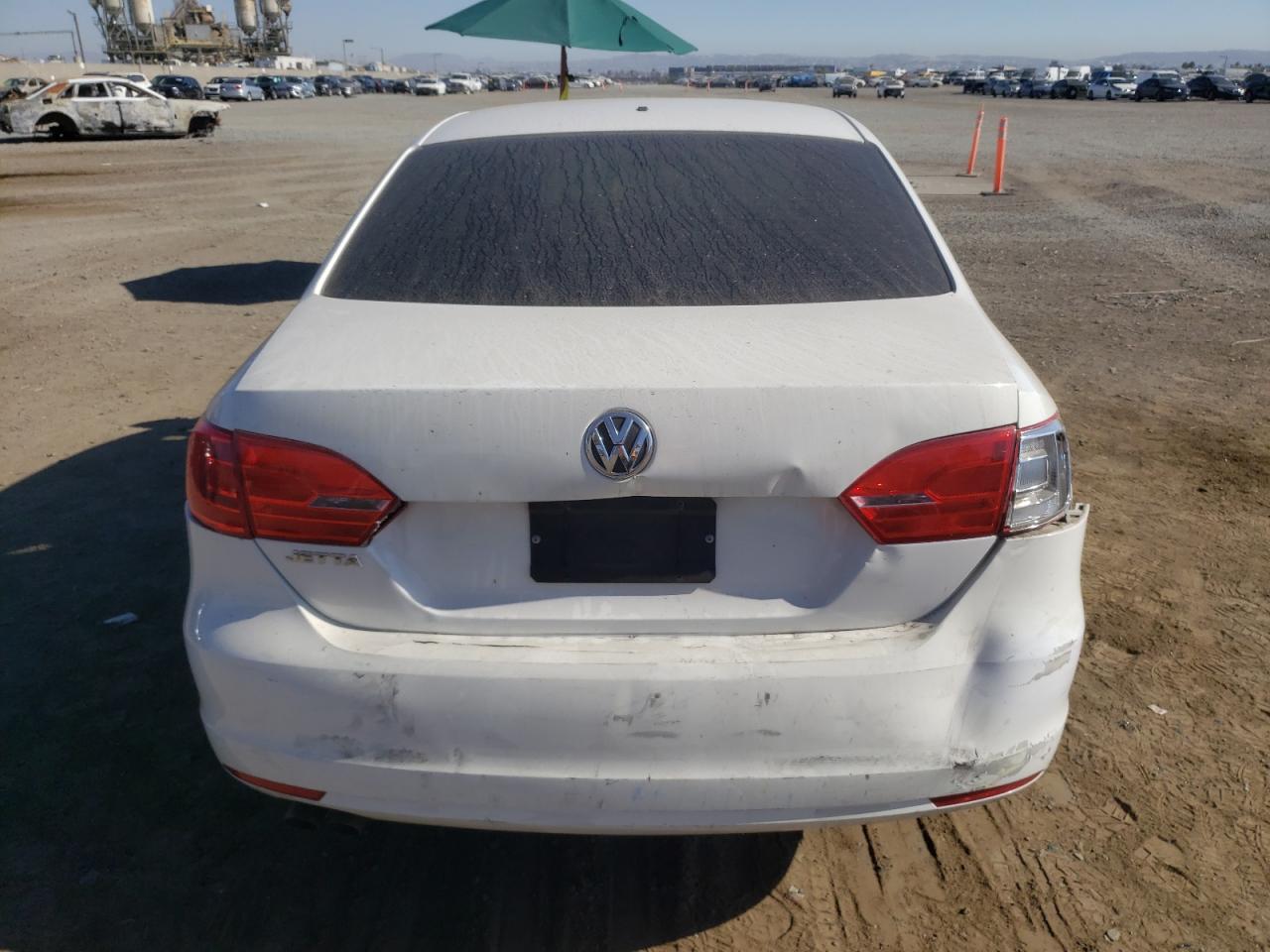 3VW2K7AJ3EM368886 2014 Volkswagen Jetta Base