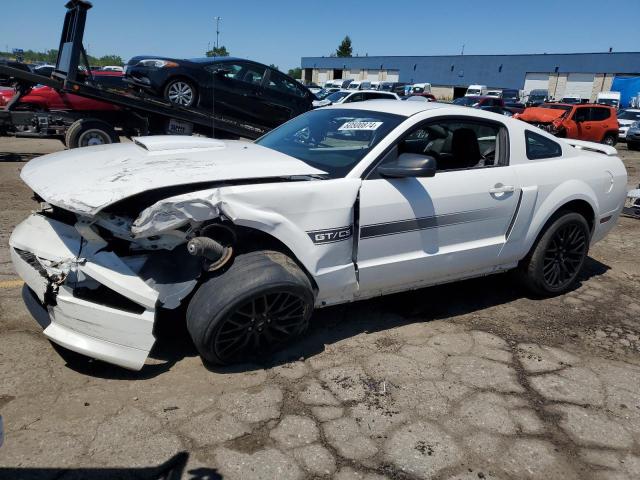 FORD MUSTANG GT