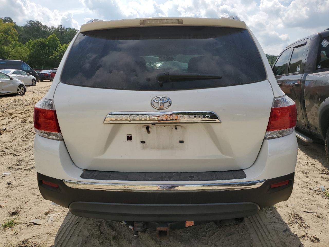 5TDZK3EH1CS082579 2012 Toyota Highlander Base