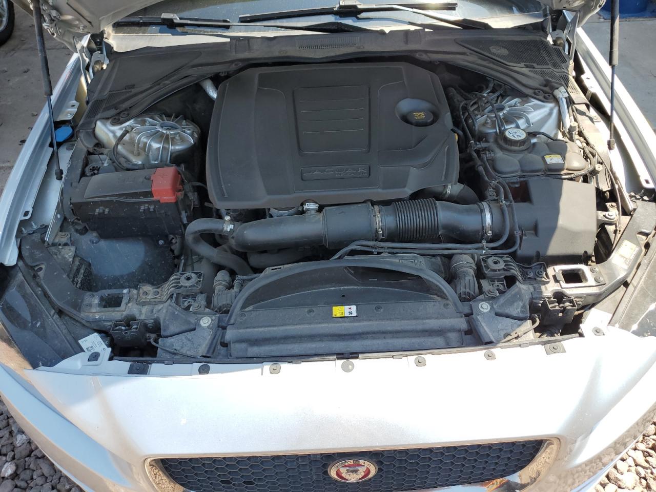 SAJAD4GX3JCP36645 2018 Jaguar Xe Premium