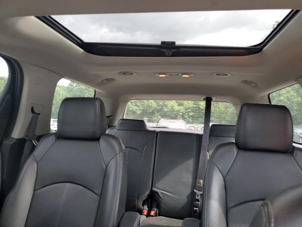 1GKKVSKD5HJ156003 2017 GMC Acadia Limited Slt-2