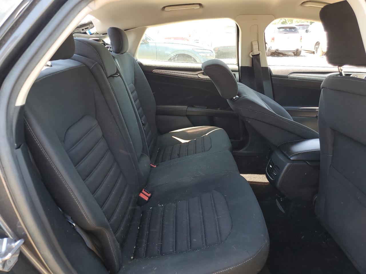 3FA6P0HD3HR249875 2017 Ford Fusion Se