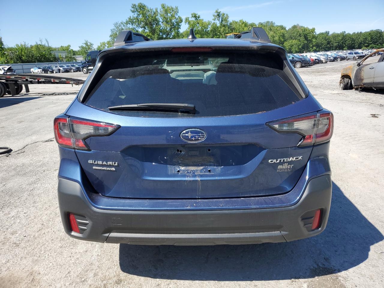4S4BTAFC9N3208872 2022 Subaru Outback Premium