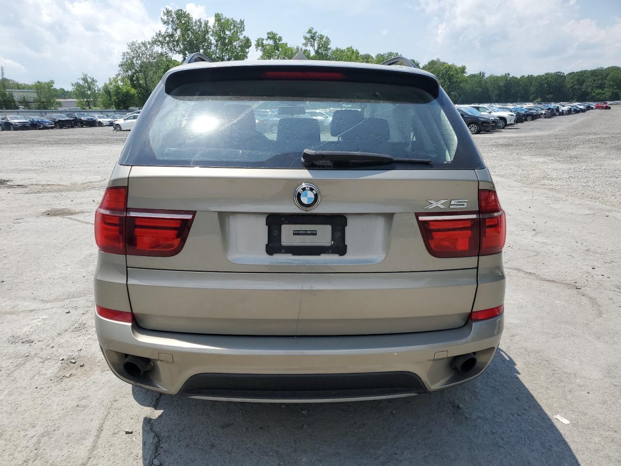 5UXZV4C5XBL415012 2011 BMW X5 xDrive35I