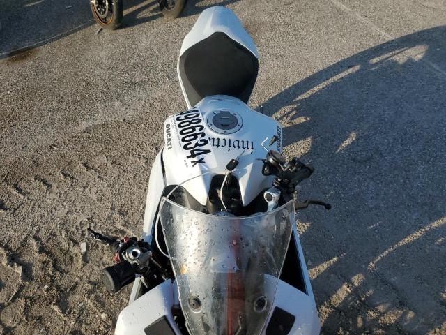 2018 DUCATI SUPERSPORT ZDMVABDS1JB003591