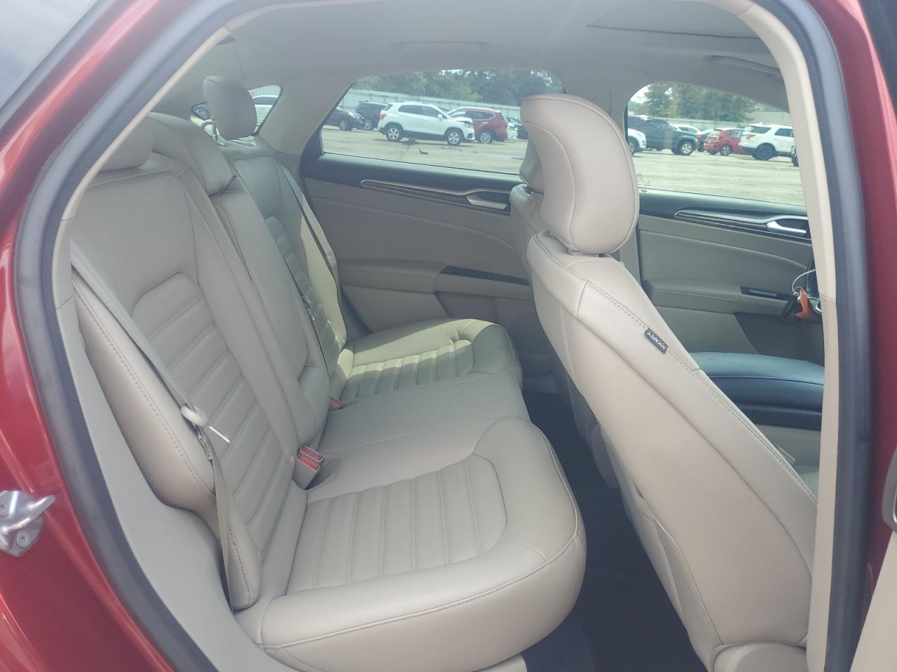 3FA6P0HDXHR227615 2017 Ford Fusion Se