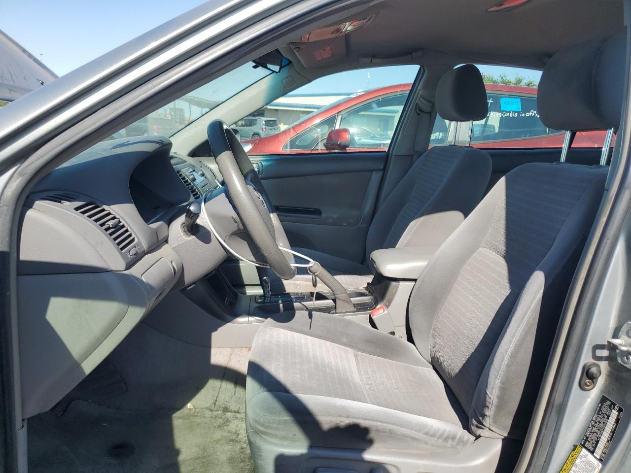 4T1BF30K75U613609 2005 Toyota Camry Le