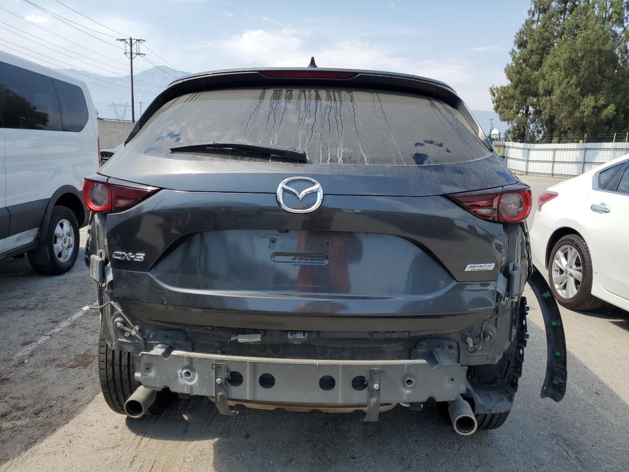JM3KFACM6J0466679 2018 Mazda Cx-5 Touring