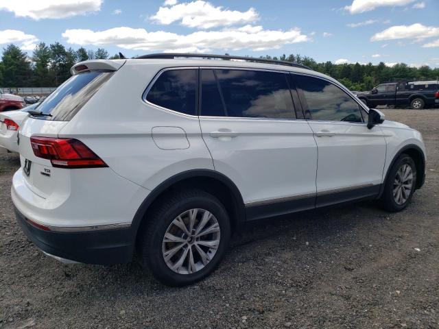 2018 VOLKSWAGEN TIGUAN SE - 3VV2B7AXXJM079121