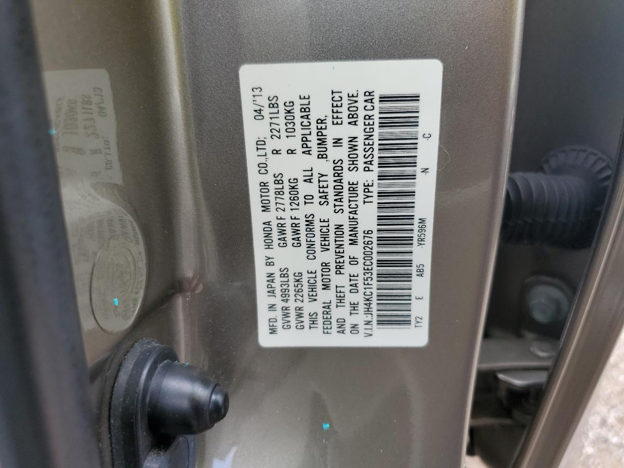 JH4KC1F53EC002676 2014 Acura Rlx Tech