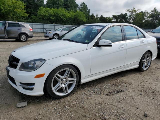 VIN WDDGF8AB5DR257013 2013 Mercedes-Benz C-Class, 3... no.1