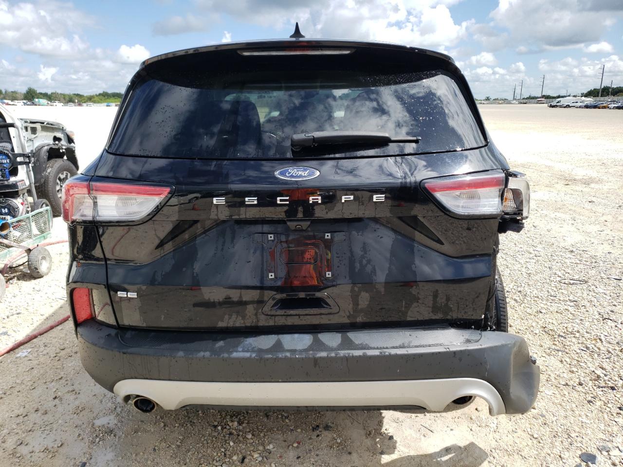 1FMCU0G65NUA48987 2022 Ford Escape Se