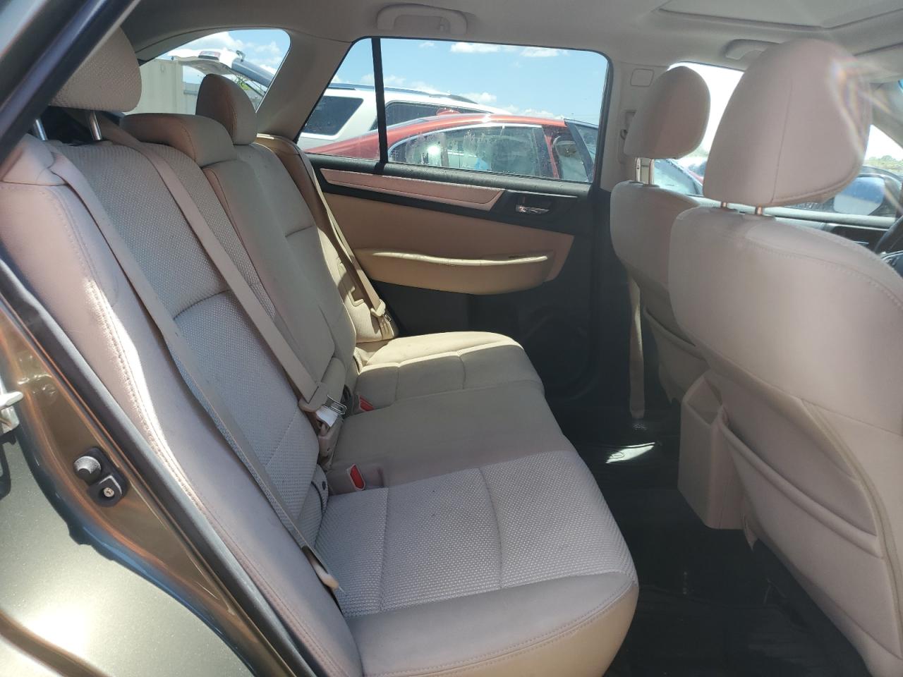 4S4BSBHC9F3246190 2015 Subaru Outback 2.5I Premium