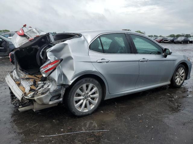 VIN 4T1B11HK7JU539867 2018 Toyota Camry, L no.3