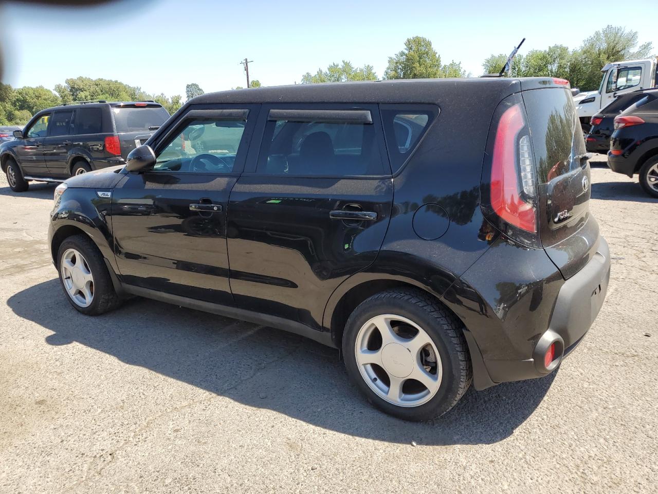 2015 Kia Soul vin: KNDJN2A2XF7223311