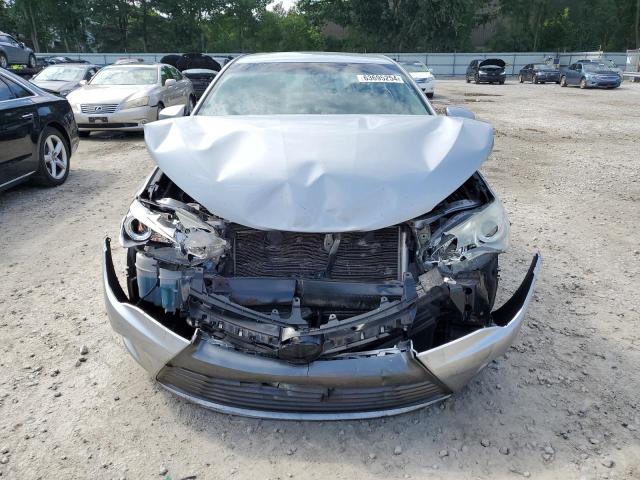 VIN 4T4BF1FK2GR536703 2016 Toyota Camry, LE no.5