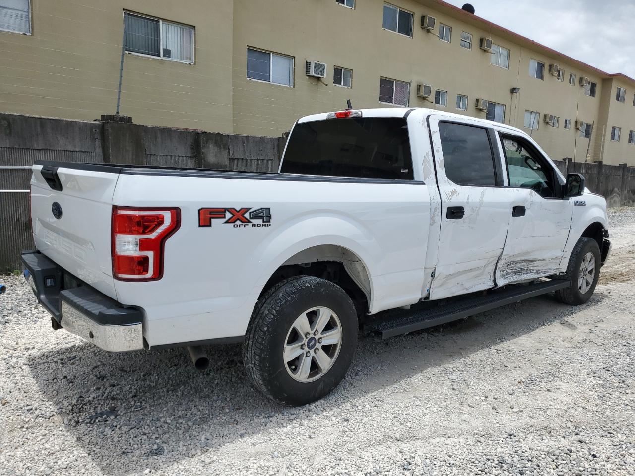 1FTFW1E58JKE96352 2018 Ford F150 Supercrew