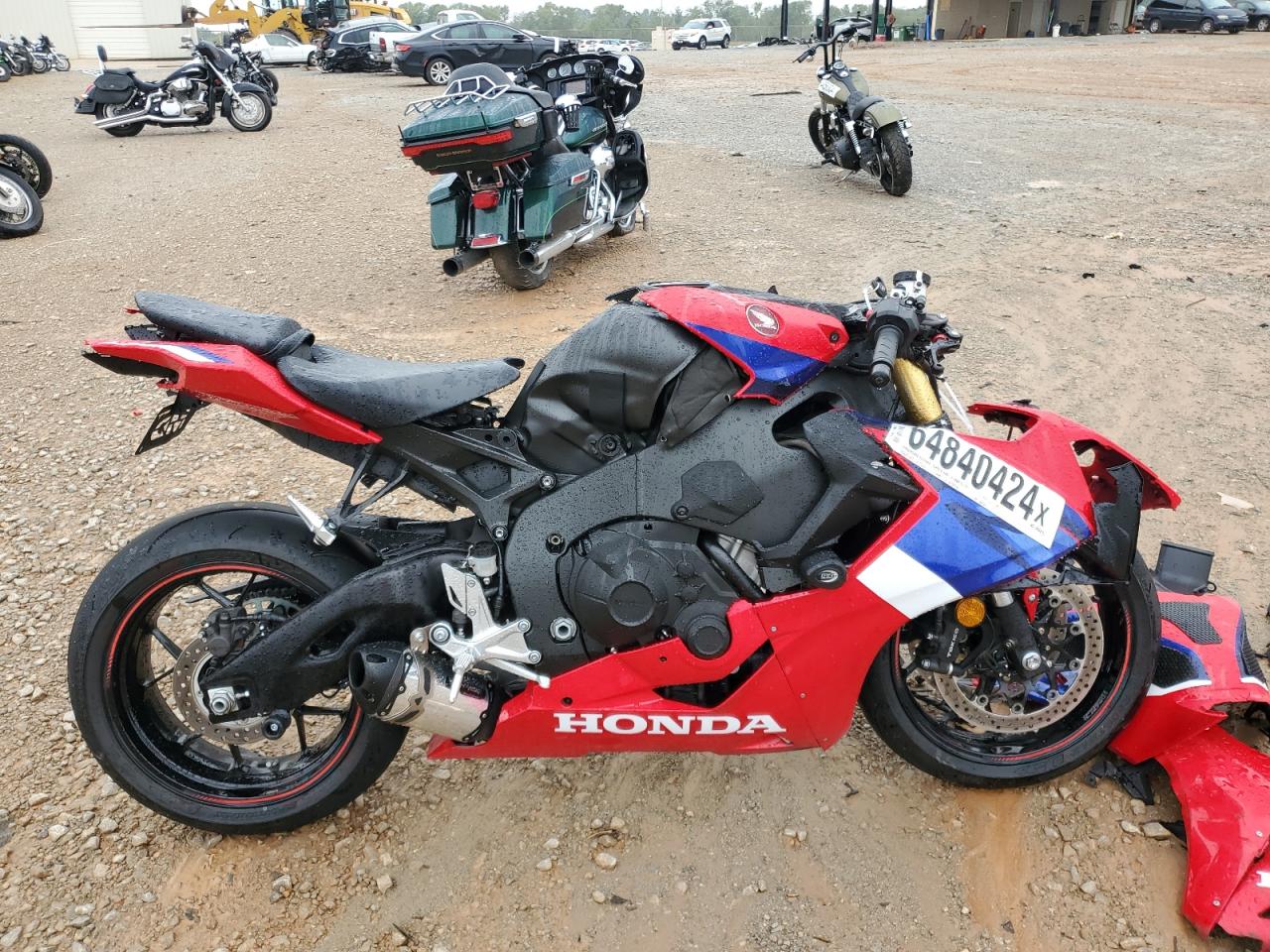JH2SC7712NK500364 HONDA CBR1000 RR 2022