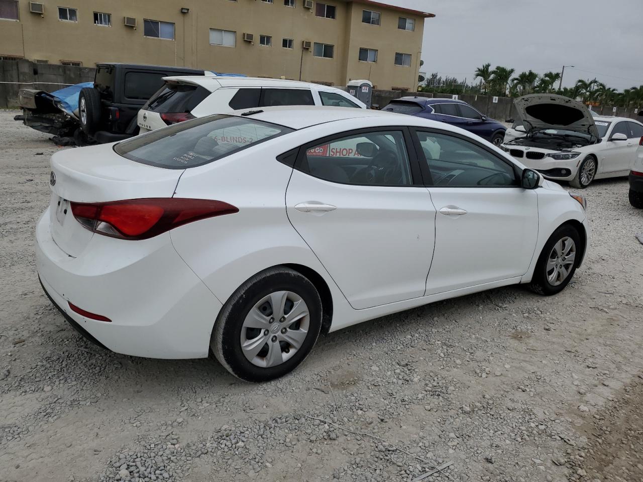 2016 Hyundai Elantra Se vin: 5NPDH4AE7GH676535