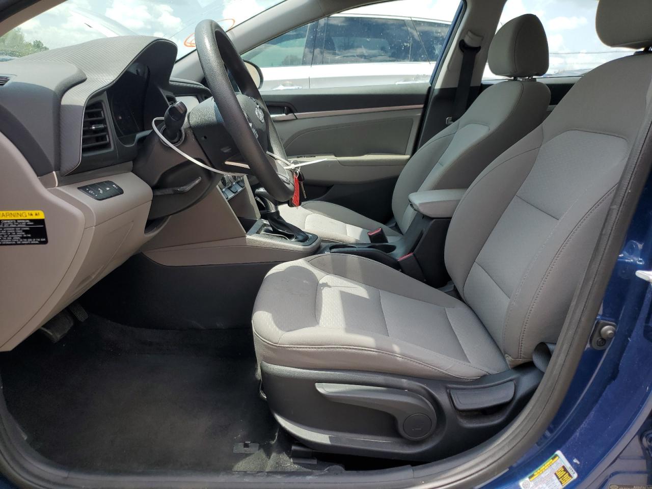 5NPD84LF8KH413744 2019 Hyundai Elantra Sel