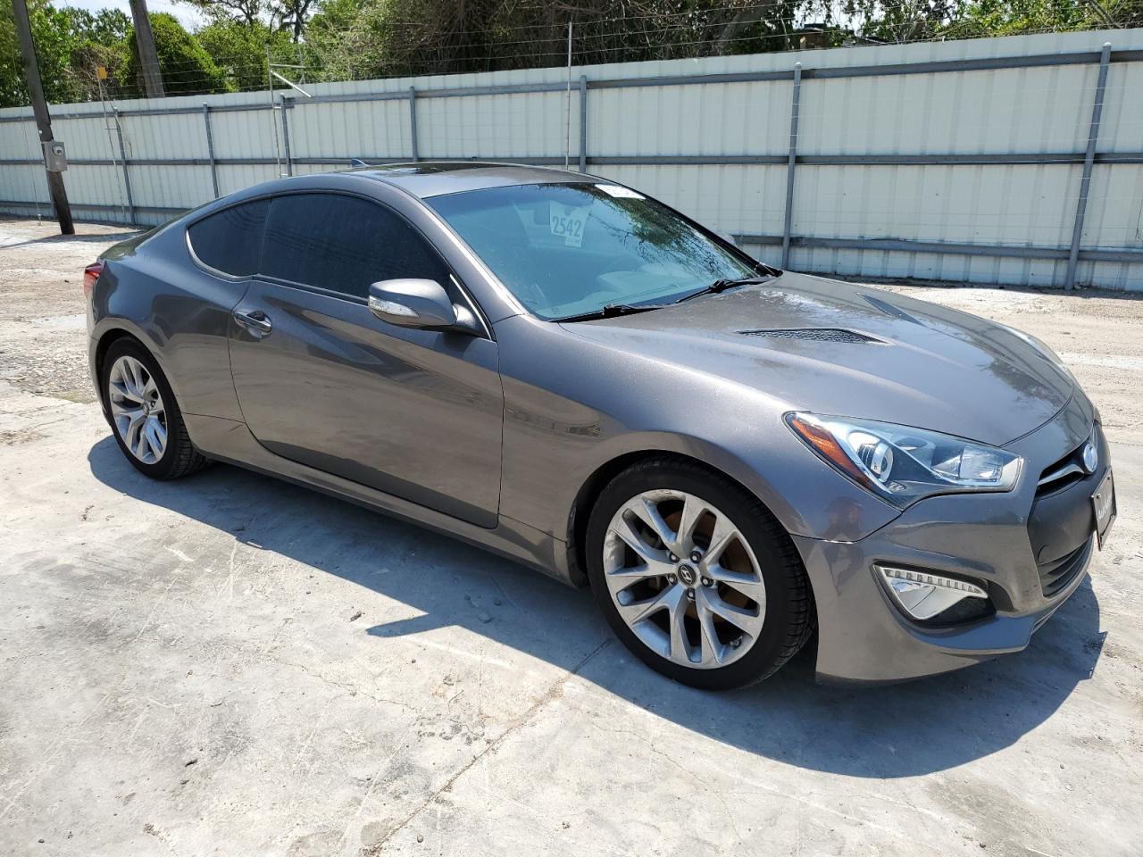 2013 Hyundai Genesis Coupe 3.8L vin: KMHHU6KJXDU086458