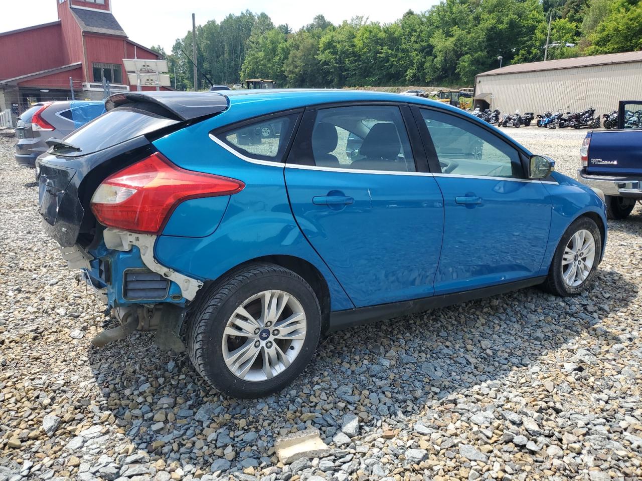 1FAHP3M28CL389801 2012 Ford Focus Sel