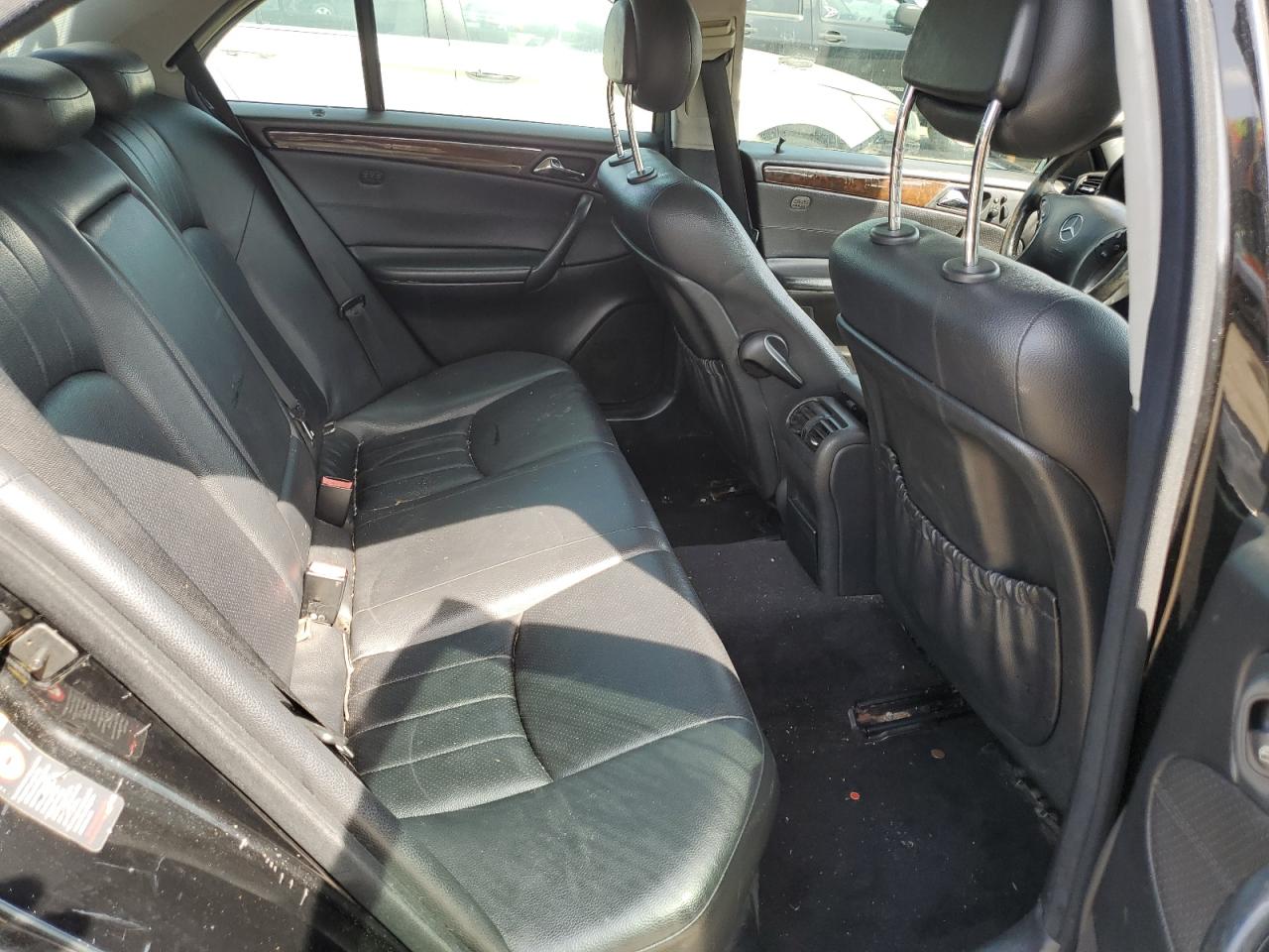 WDBRF81J85F673004 2005 Mercedes-Benz C 240 4Matic