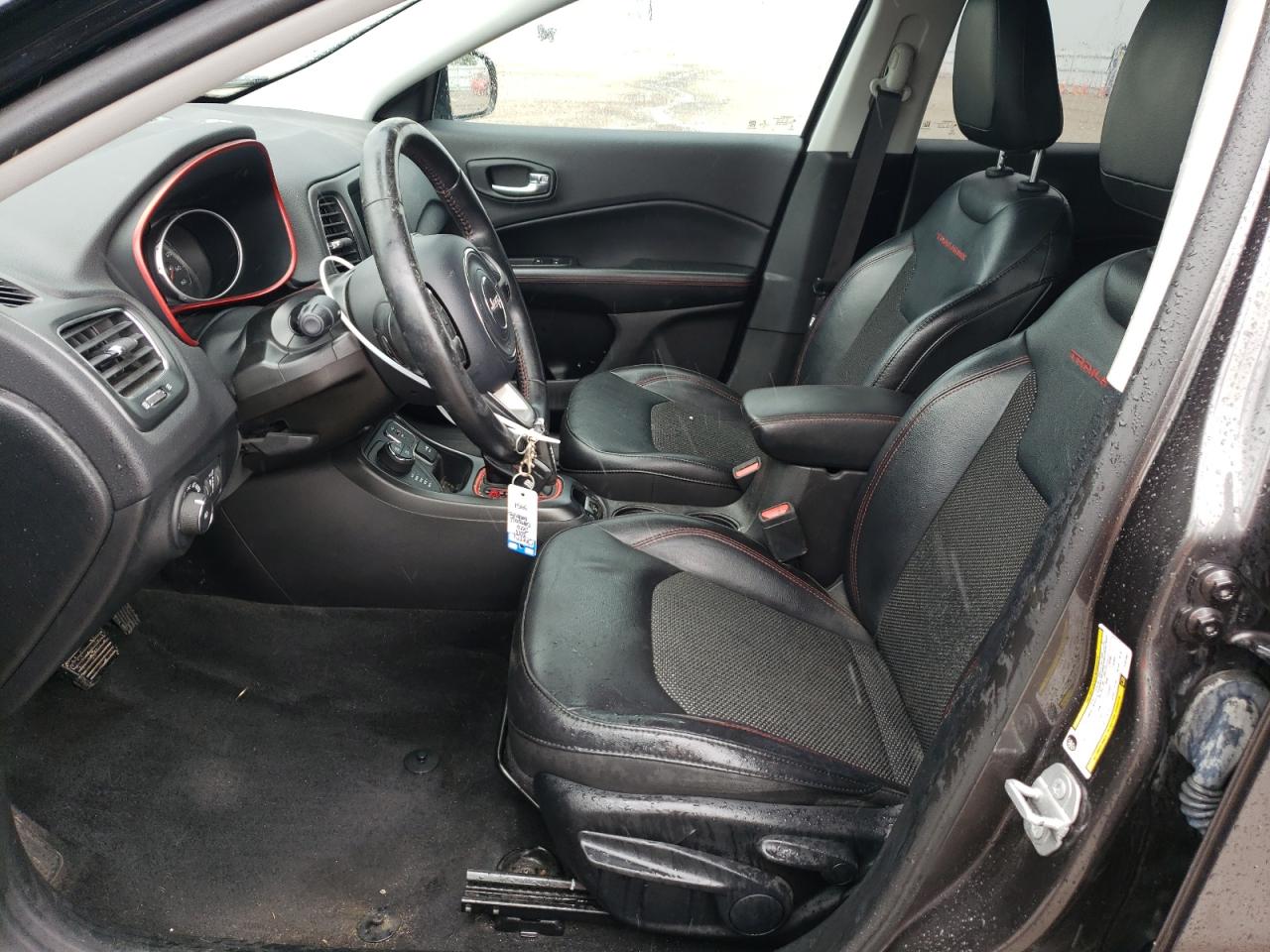 3C4NJDDBXJT451561 2018 Jeep Compass Trailhawk