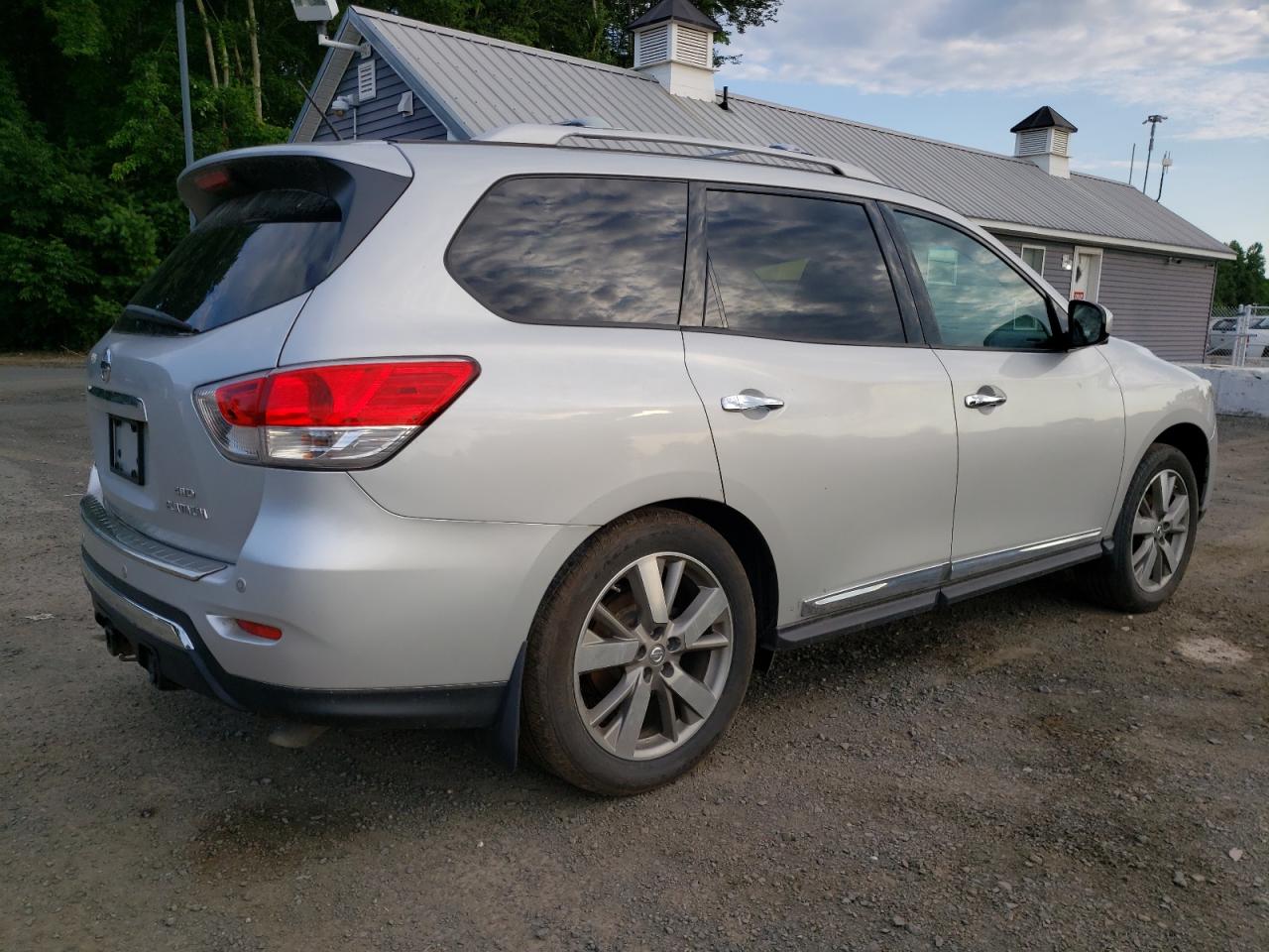 2014 Nissan Pathfinder S vin: 5N1AR2MM6EC709083