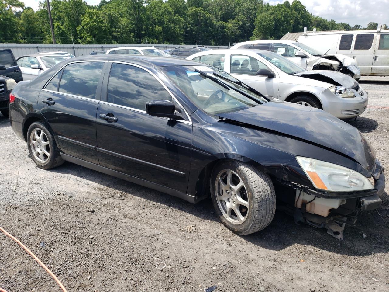 1HGCM66325A070933 2005 Honda Accord Lx