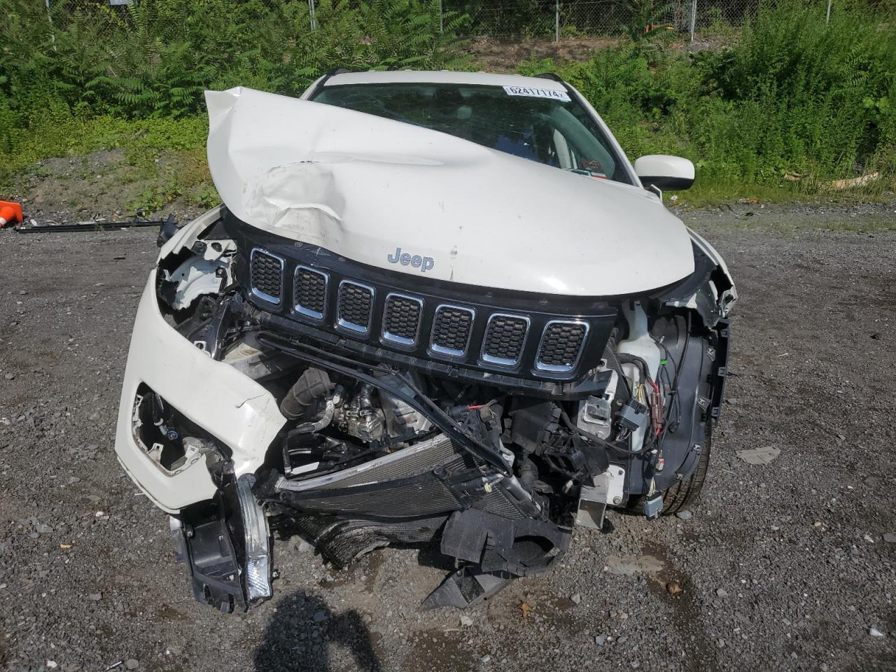 2018 Jeep Compass Latitude vin: 3C4NJDBBXJT481355