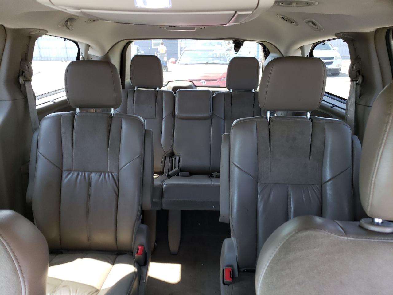 2C4RC1GG4FR532762 2015 Chrysler Town & Country Limited Platinum