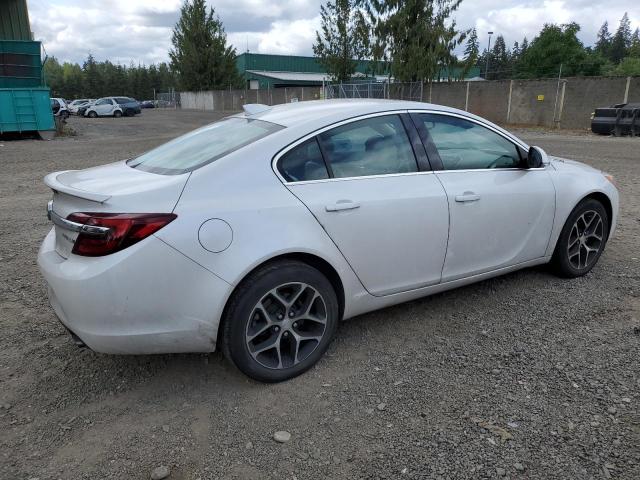 VIN 2G4GL5EX0H9185575 2017 Buick Regal, Sport Touring no.3