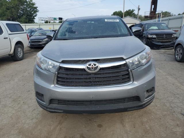 VIN 5TDBKRFH9FS122012 2015 Toyota Highlander, LE no.5