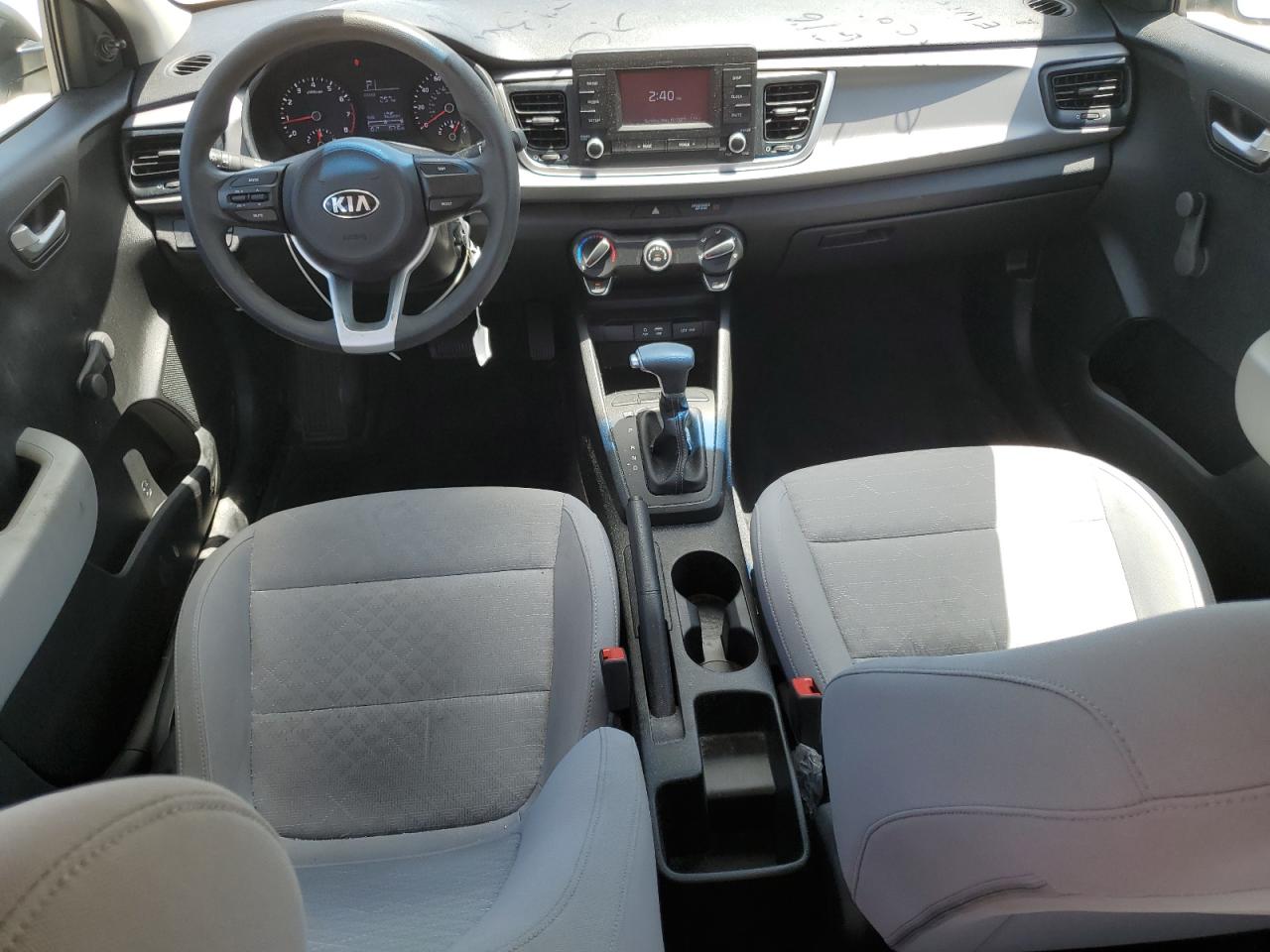 3KPA24AB3JE048493 2018 Kia Rio Lx