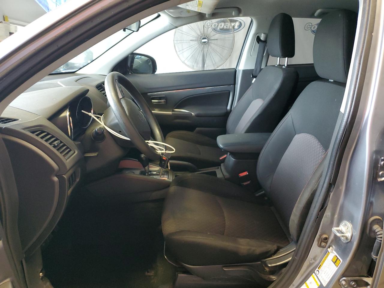 JA4AP3AU7KU035143 2019 Mitsubishi Outlander Sport Es