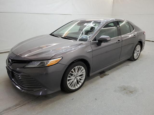 VIN 4T1B21HK0KU011277 2019 Toyota Camry, Hybrid no.1