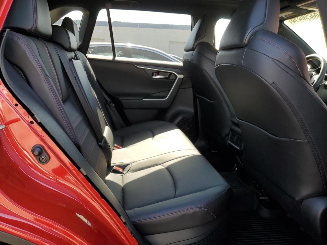 JTMFB3FV2ND098585 2022 Toyota Rav4 Prime Xse