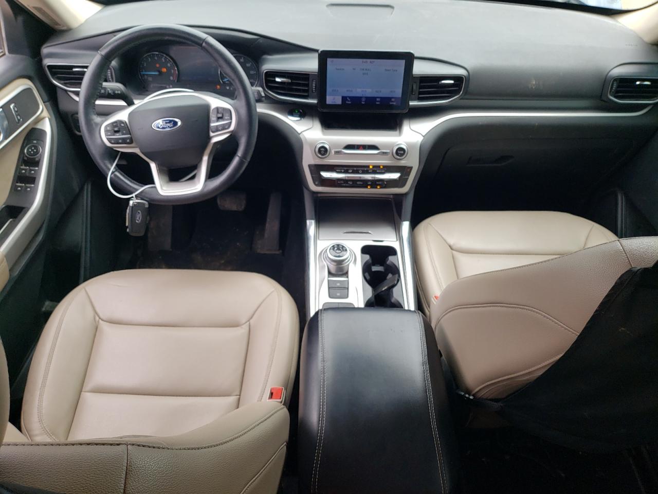 1FMSK7DH8MGA23868 2021 Ford Explorer Xlt