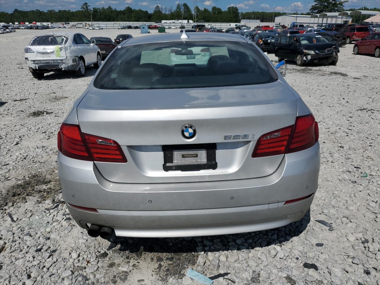 2012 BMW 528 I vin: WBAXG5C53CDX03116