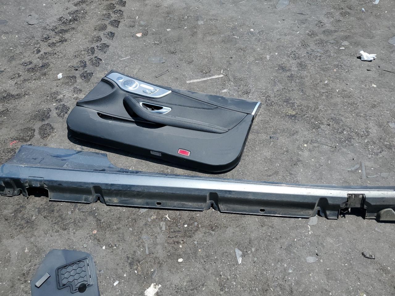 WDDWJ4KBXHF415919 2017 Mercedes-Benz C 300 4Matic