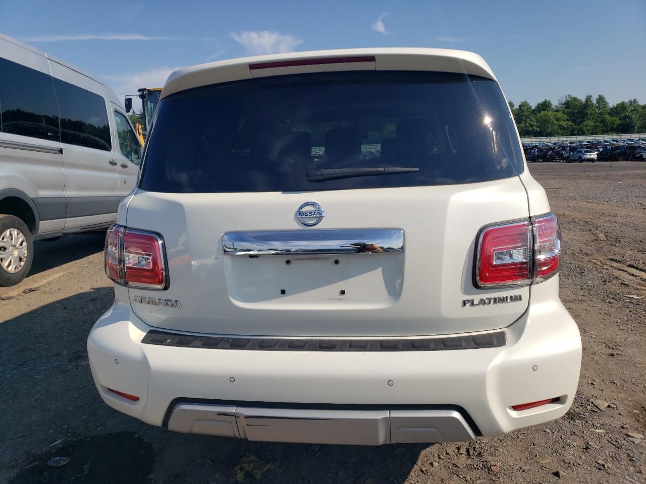 JN8AY2NC5J9557662 2018 Nissan Armada Sv