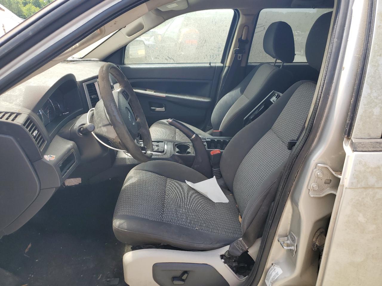 1J4PS4GK7AC155341 2010 Jeep Grand Cherokee Laredo